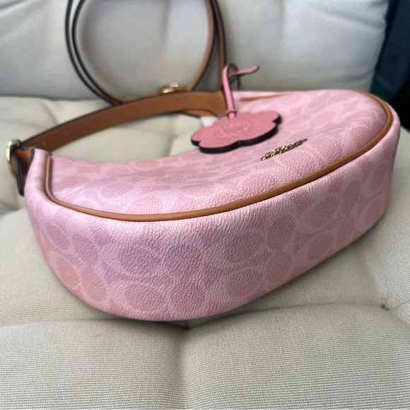 NWT Coach Pink Signature Canvas Hobo Shoulder Bag CDW86 with Flower - Picture 9 of 12